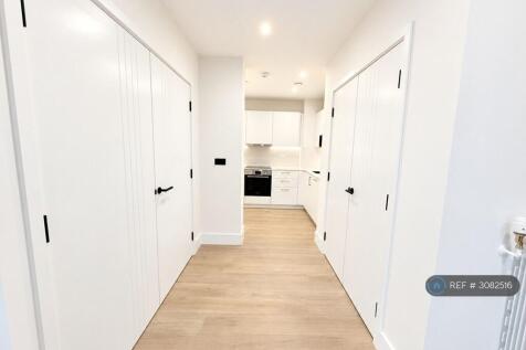 Affinity View, London, E16 photo 3