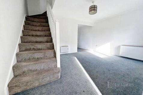 Yew Tree Road, Attleborough, Norfolk, NR17 photo 2