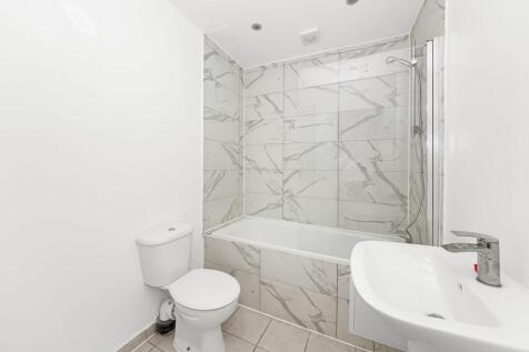 Flat 1, 48 Norwood High Street, Norwood, London SE27 9NR