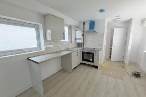 Woodville Road, Cathays, Cardiff photo 4