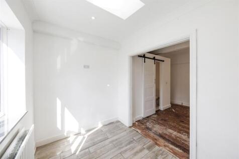 16 Burgess Avenue - Jj1mpFA57BiDLudVcTE2.jpg
