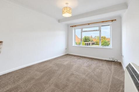 Crockfords Road, Newmarket photo 3