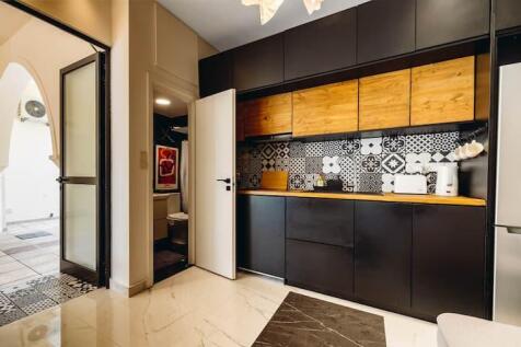 2x 1 Bedroom Apartme