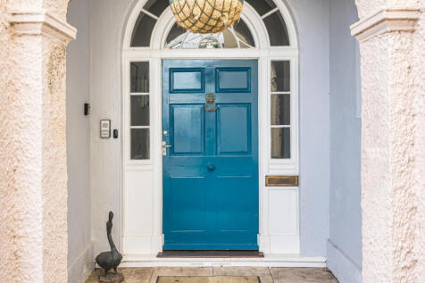 1335581-1-6899e3c...