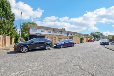 Driveway/Parking