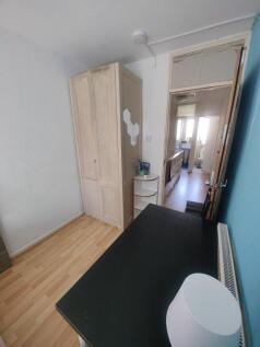 moody-street-e1-4bz-1022844