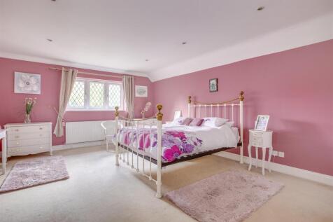 63 Marlow Road, HP11 1TG-6.jpg