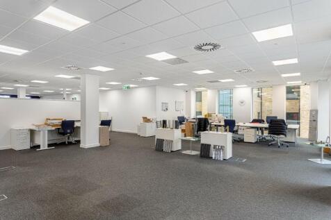 Office to rent Image 5