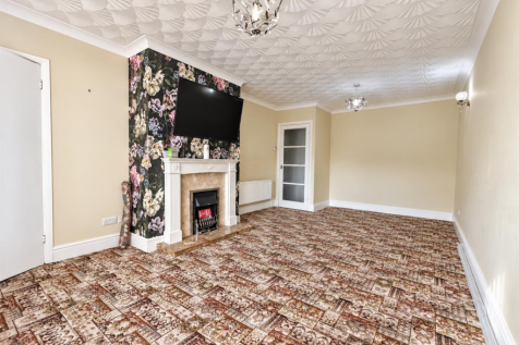 Millfield Crescent, Milton, Stoke-On-Trent, ST2 7DF photo 4