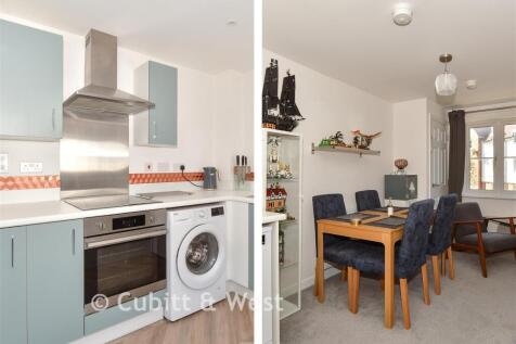 Lounge/Kitchen