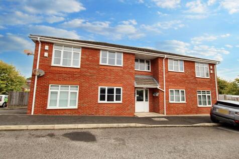 Oldham, OL2 - property photo