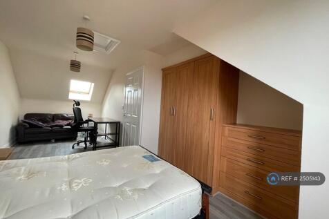 Room 2 Loft Standard