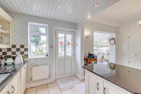 20 dowhills Road_25.jpg