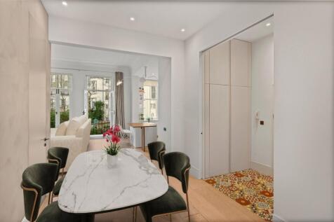 2 bed, 2 bath Flat in birmingham - Photo 5