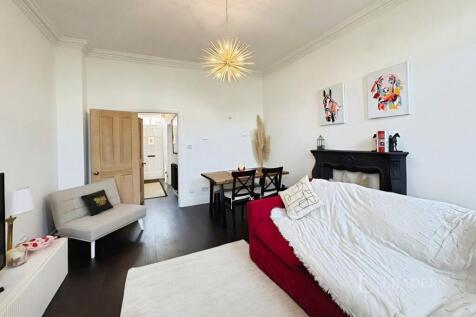 Squirhill Place, Russell Terrace, Leamington Spa, CV31 photo 5