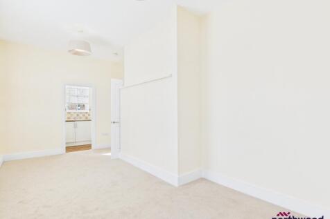 Elms Avenue, Eastbourne, BN21 photo 4