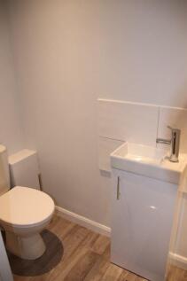 Vicarage Road, Watford, WD18 photo 5