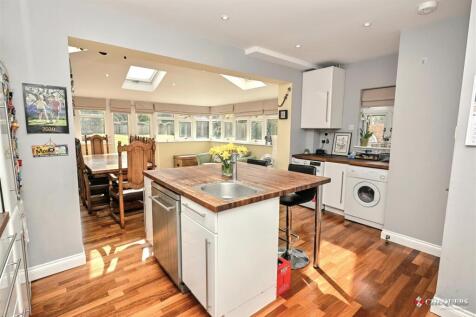 Kitchen/ Family hub
