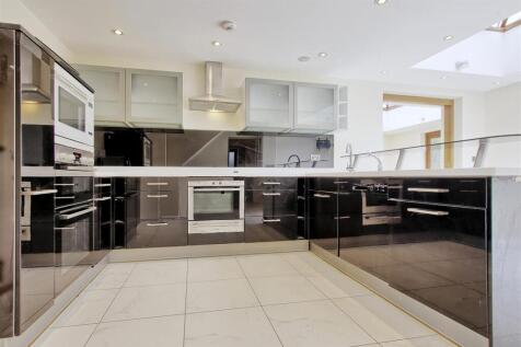 Kitchen.jpg
