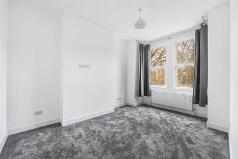 73A Southfield Road-9.jpg