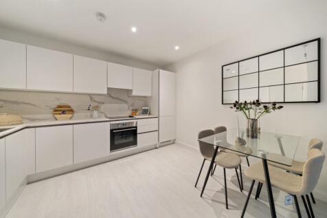 Arusha Court, Farine Avenue, Hayes, Hillingdon photo 3