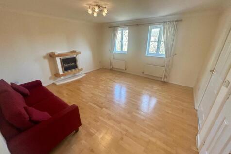lounge 1.jpg