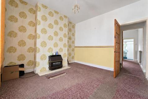 Villiers Street, Stoke - Living Room