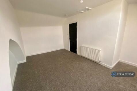 Large Bedroom 2 