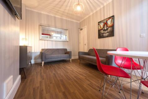 4-bed house on Granville Street, Loughborough, £2,600/mo