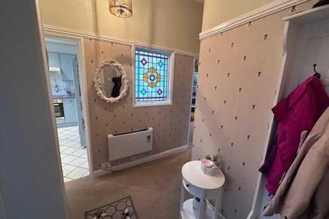 PRIVATE ENTRANCE