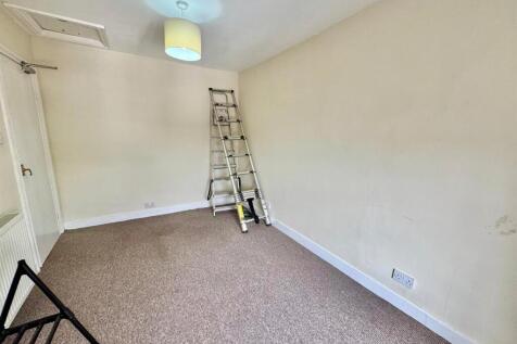 PHOTO-2025-04-14-12-00-44 (2).jpg