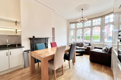 4 Bedroom 2 Bathroom Flat for Rent