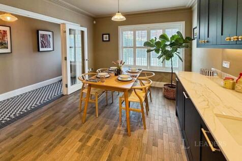Shipbourne Road, Tonbridge, Kent, TN10 photo 3