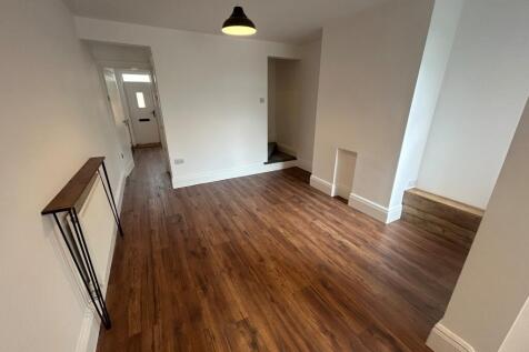 Church Street, Burton Upon Trent, Tutbury, DE13 photo 5