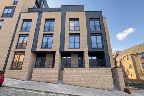 10-Sunbury-Mews-1