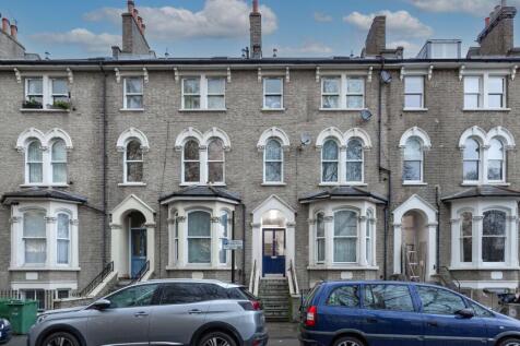 Flat E, 13 Villa Road, Brixton, London, SW9 7ND