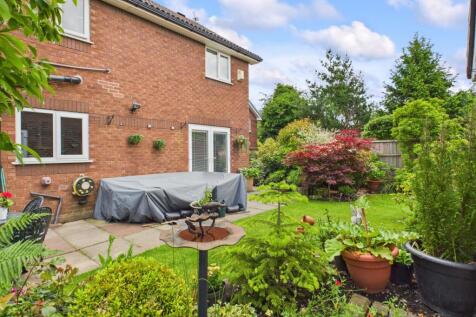 CAM03729G0-PR0056-STILL008