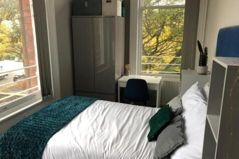 4 Bedroom Flat in LS2 9DR
