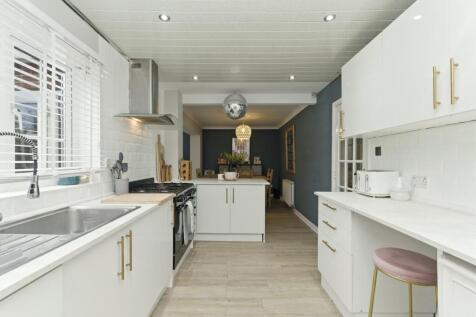 eeac9bdfcf224f239d7e059940bffcfd