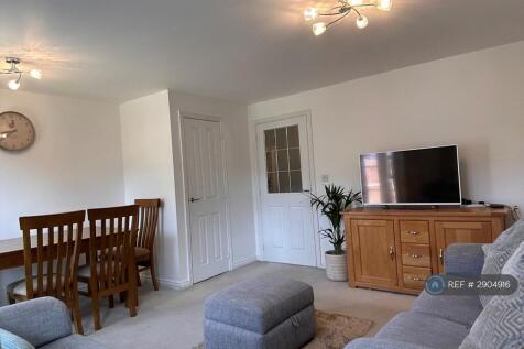 Cranley Crescent, Aylesbury, HP19 photo 3