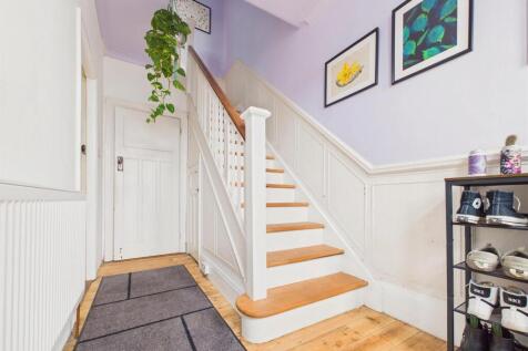 ENTRANCE HALLWAY
