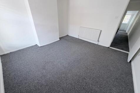 ST MICHAELS STREET, SUTTON-IN-ASHFIELD photo 5