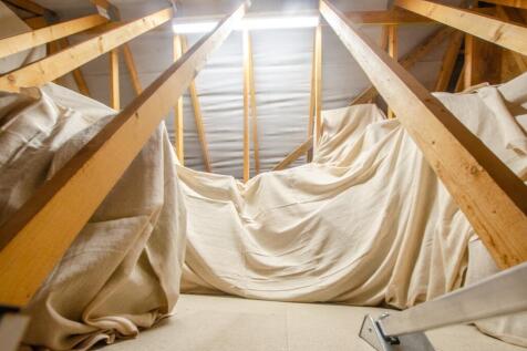 13 Tucking Mill TPS 01208 74182-20