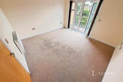 The Moorings, Bridge Street, Deeping St. James, PE6 photo 3