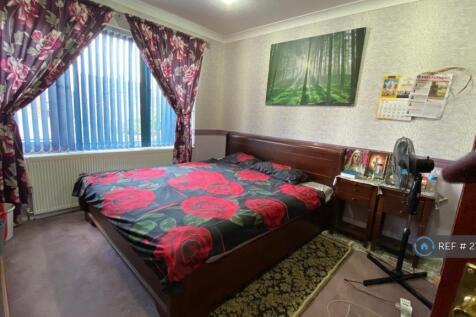 Master Bedroom-Ground Floor-1