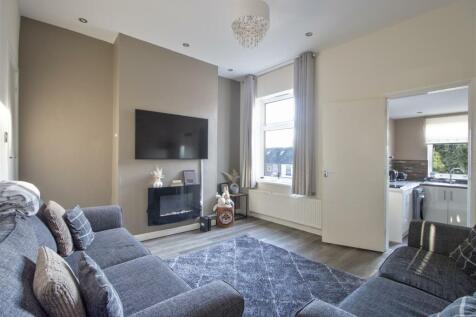 Rear Living/Dining Room