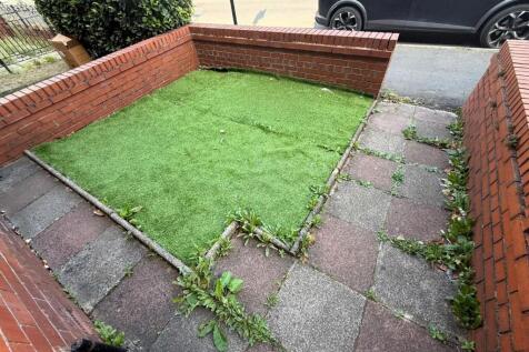 Front Garden.jpeg