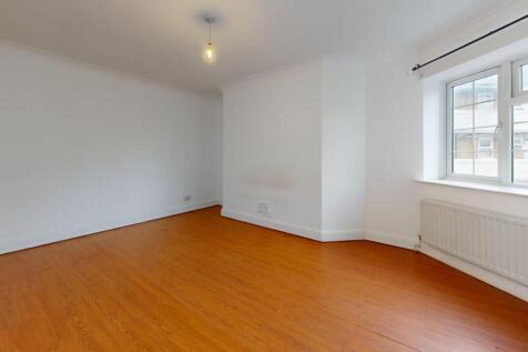 18 St. Josephs Flats, Drummond Crescent, Euston, London, NW1 1LE