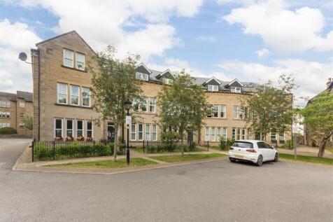 MAIN SHOT MENSTON HALL