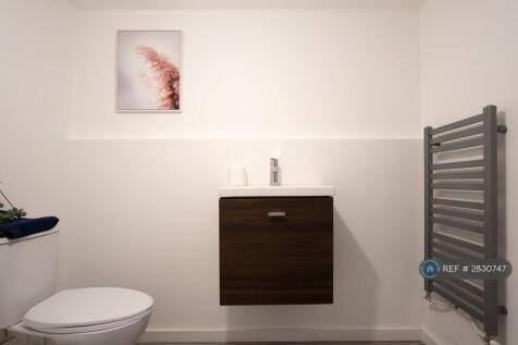 En Suite Bathroom